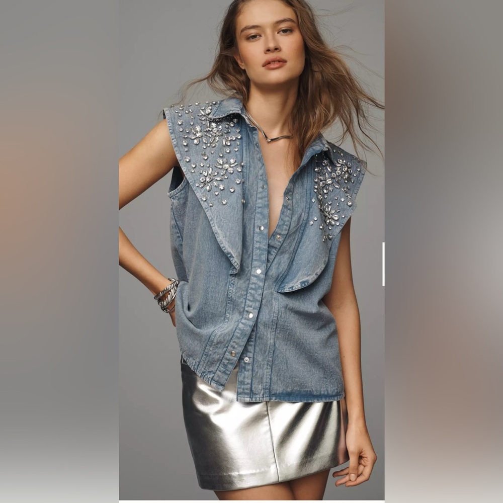 Anthropologie Embellished Denim Sleeveless Top size XXS (runs large)